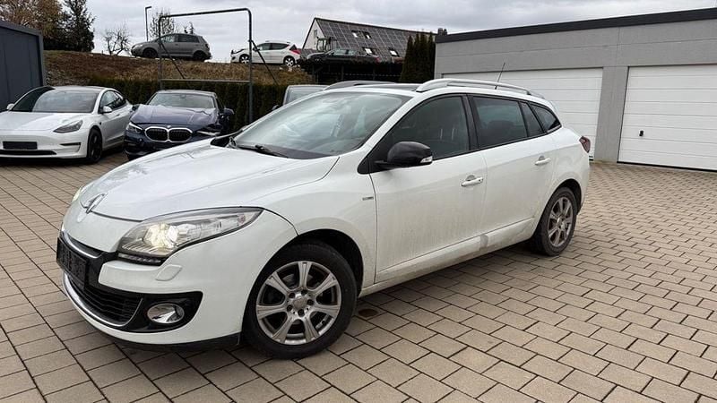 Gebraucht Renault Mégane III Bose Edition 116 PS (85 kW) 2013 Weiß Limousine