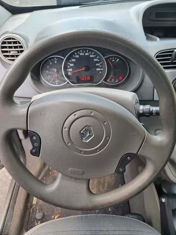 Używany Renault Kangoo 84 KM (61 kW) 2007 Beżowy Minivan