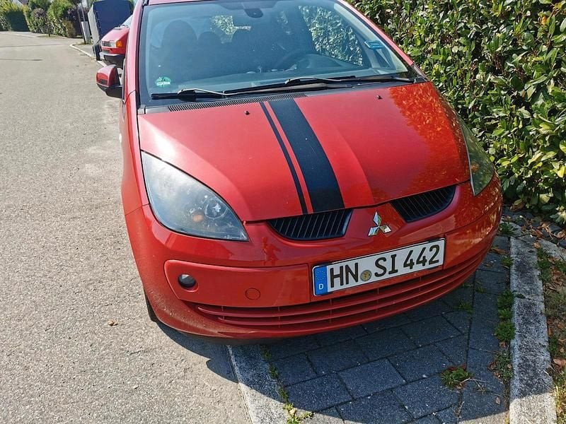 Gebraucht Mitsubishi Colt 95 PS (69 kW) 2008 Rot Kleinwagen