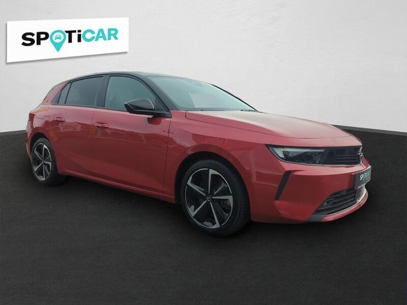 Gebraucht Opel Astra Elegance 181 PS (133 kW) 2023 Lackierung peperoncino red/typ Limousine