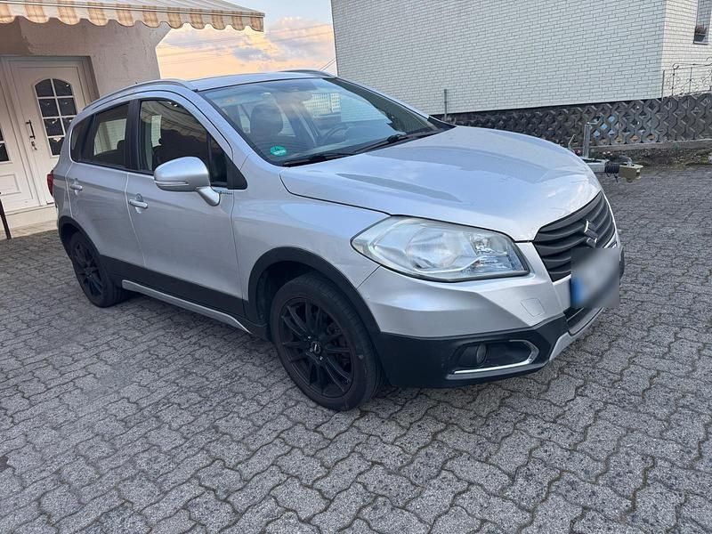 Gebraucht Suzuki SX4 120 PS (88 kW) 2016 Silber Limousine