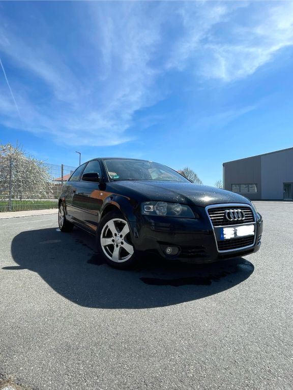 Schwarz Gebraucht 2006 Audi A3 Ambiente Limousine | 2.199 € (Guter Preis) - Bild 1/4