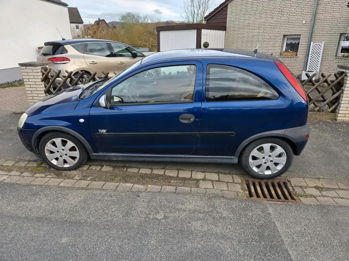 Gebraucht Opel Corsa 58 PS (42 kW) 2003 Blau Kleinwagen