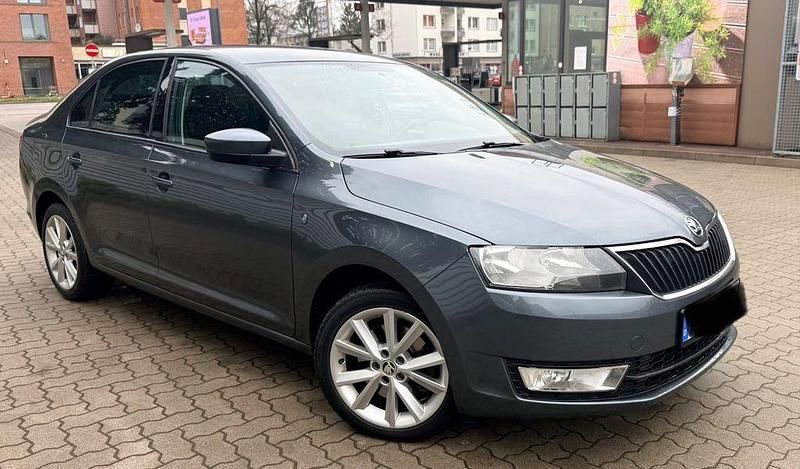 Gebraucht Skoda Rapid Active 105 PS (77 kW) 2014 Grau Kleinwagen