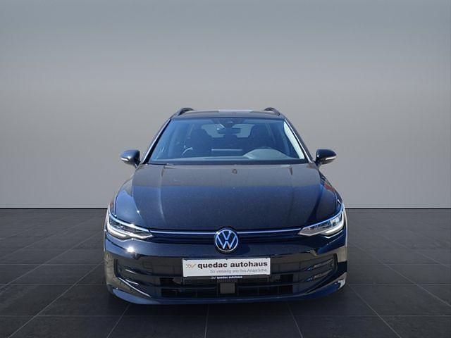 Gebraucht VW Golf VIII Life 116 PS (85 kW) 2024 Grenadilschwarzmet. (metallic) Kombi