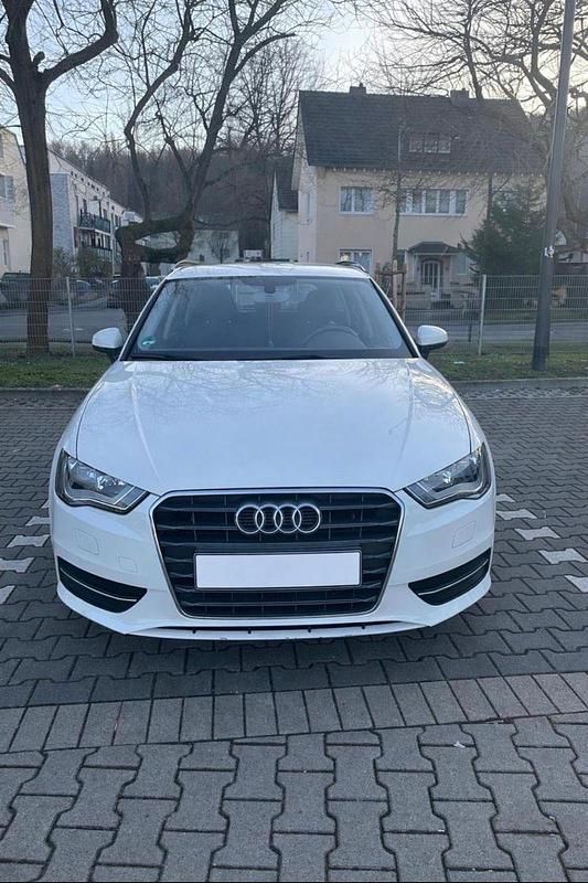 Gebraucht Audi A3 Ambition 110 PS (80 kW) 2013 Weiß Limousine