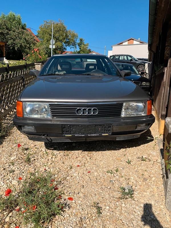 Gebraucht 1988 Audi 100 Limousine | 2.200 € - Bild 1/4