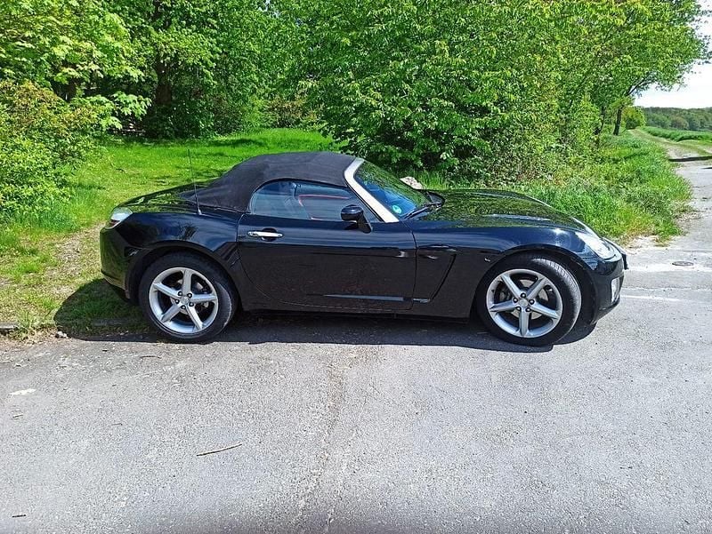 Gebraucht Opel GT 264 PS (194 kW) 2007 Schwarz Cabrio