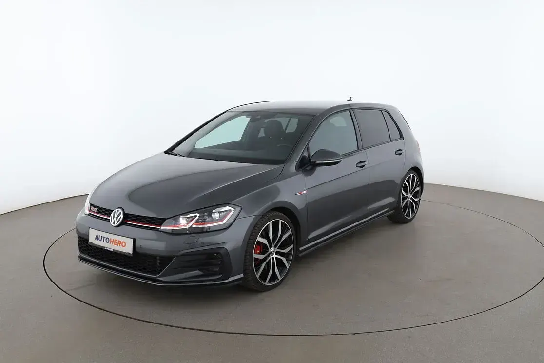 Gebraucht VW Golf VII GTI 245 PS (180 kW) 2019 Limousine