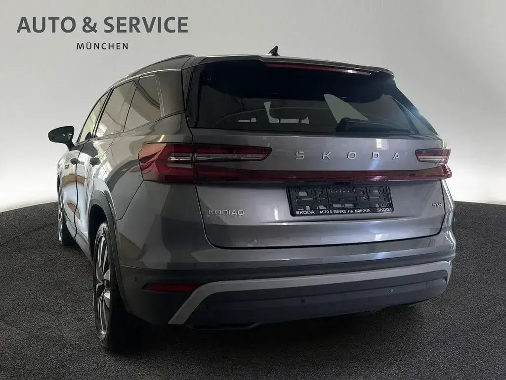 Gebraucht Skoda Kodiaq 193 PS (141 kW) 2024 Grau SUV