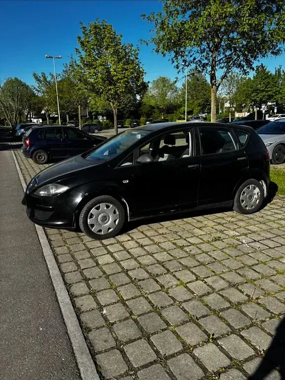 Second-hand Seat Altea 105 CP (77 kW) 2008 Negru Monovolum