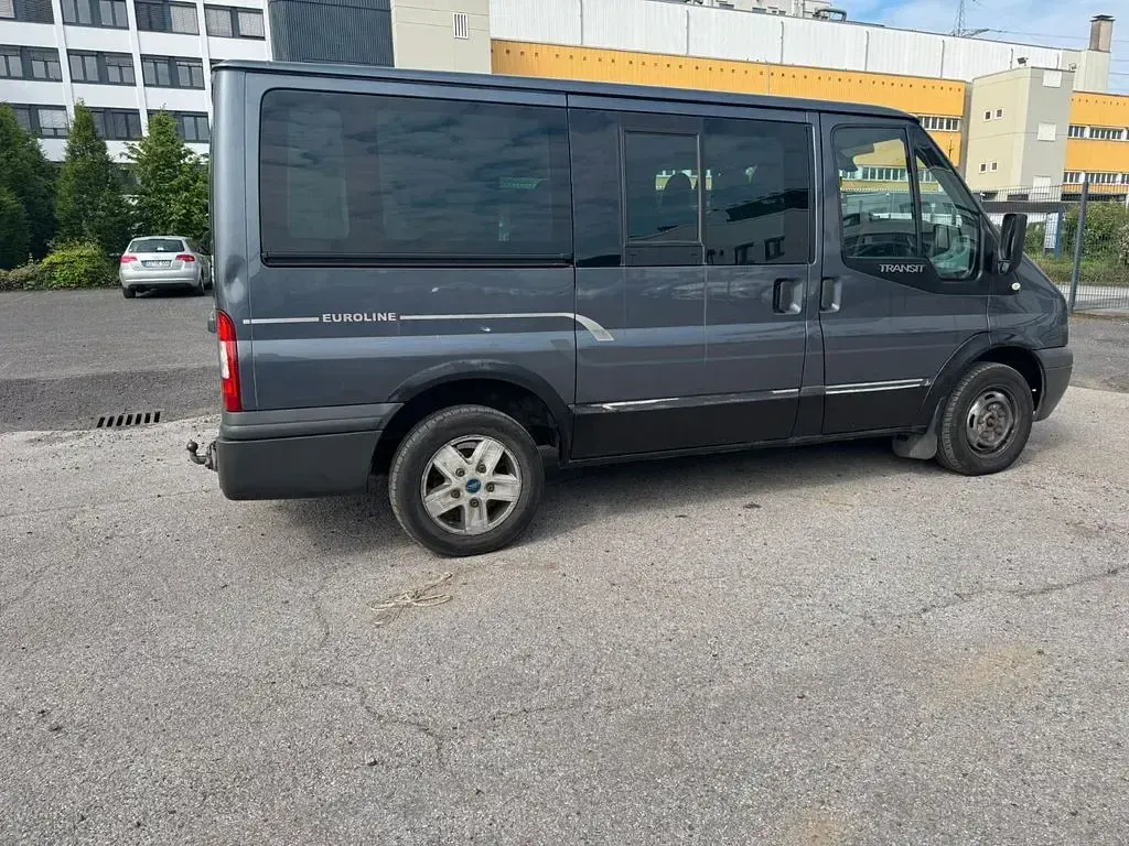 Używany Ford Transit 86 KM (63 kW) 2006 Szary Minivan