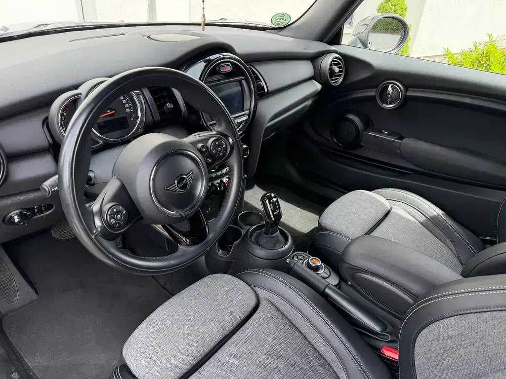 Gebraucht Mini ONE 102 PS (75 kW) 2019 Schwarz Kleinwagen