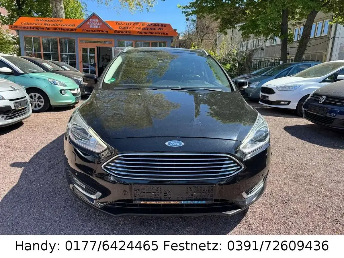 Usata Ford Focus 120 CV (88 kW) 2018 Nero Station wagon