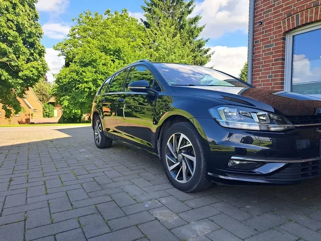 Gebraucht VW Golf VII Sound 125 PS (91 kW) 2017 Schwarz Kombi