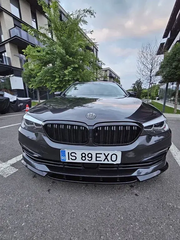 Gebraucht BMW 520 Sport Line 2020 Schwarz Kombi