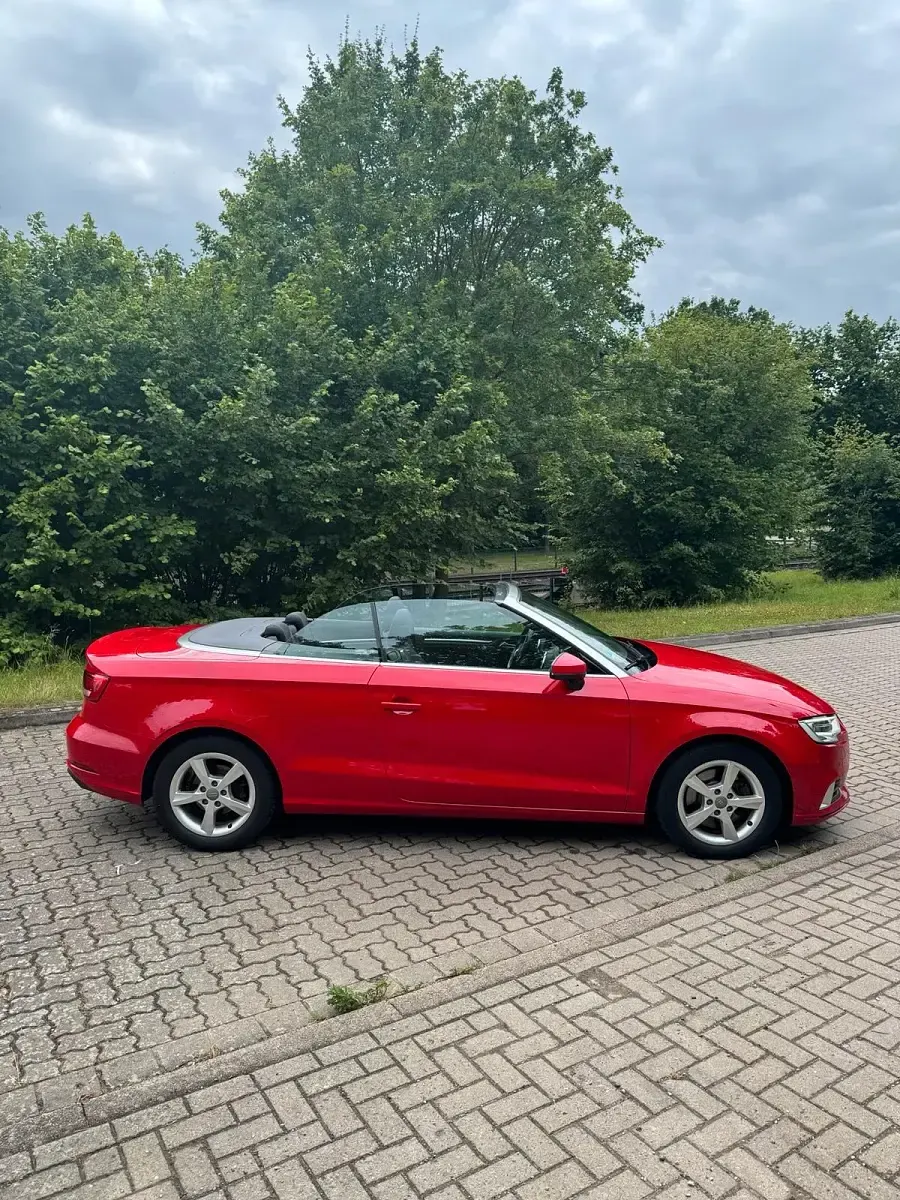 Gebraucht Audi A3 Cabriolet 184 PS (135 kW) 2017 Rot Cabrio