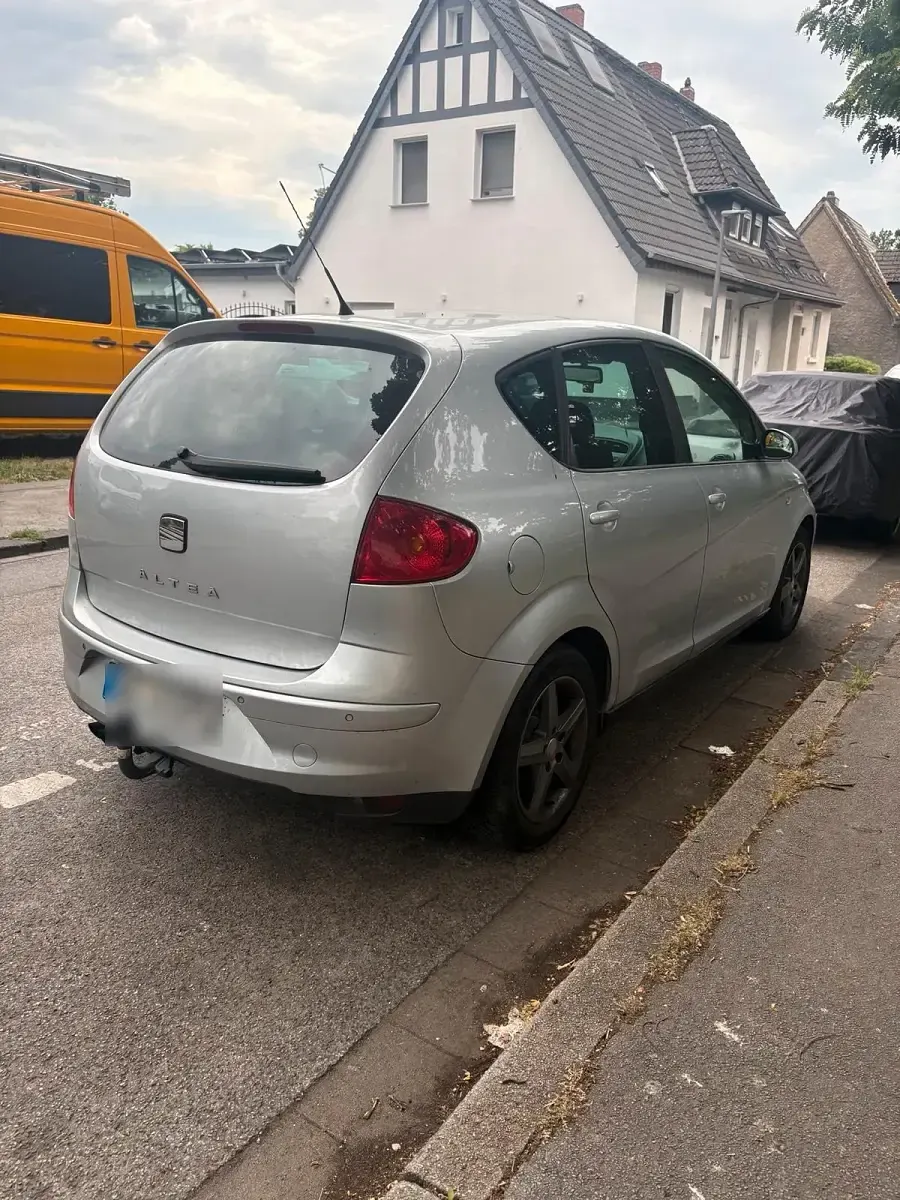 Gebraucht Seat Altea 140 PS (102 kW) 2004 Silber Van / Kleinbus