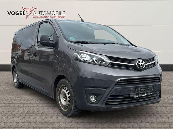 Gebraucht Toyota Proace Verso 150 PS (110 kW) 2017 Basaltgrau metallic Kombi