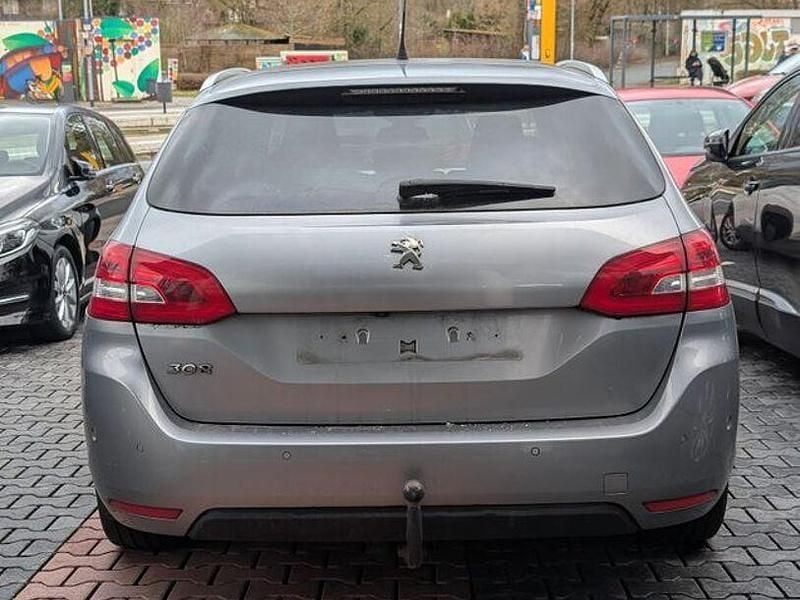 Gebraucht Peugeot 308 96 PS (70 kW) 2019 Blau Limousine