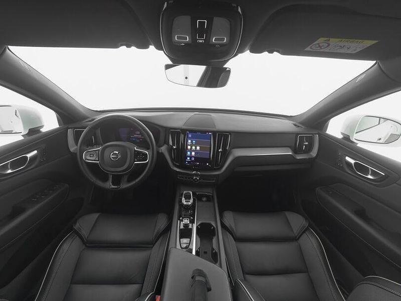 Gebraucht Volvo XC60 Plus 350 PS (257 kW) 2022 Weiß SUV
