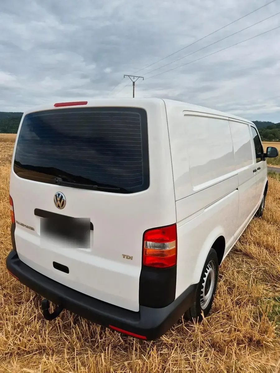 Gebraucht VW T5 105 PS (77 kW) 2015 Weiß Van