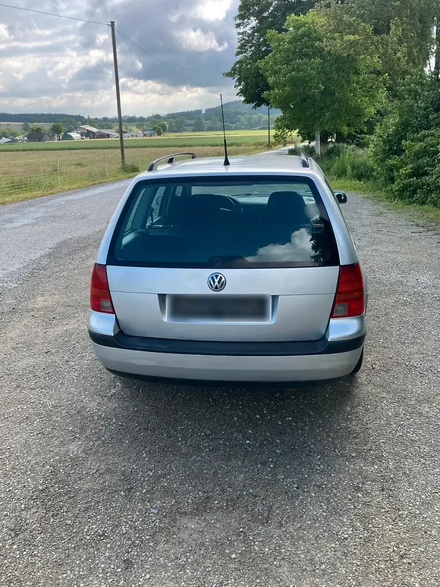 Gebraucht VW Golf IV 105 PS (77 kW) 2002 Silber Kombi