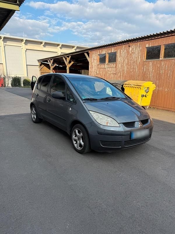 Gebraucht Mitsubishi Colt 95 PS (69 kW) 2005 Grau Kleinwagen