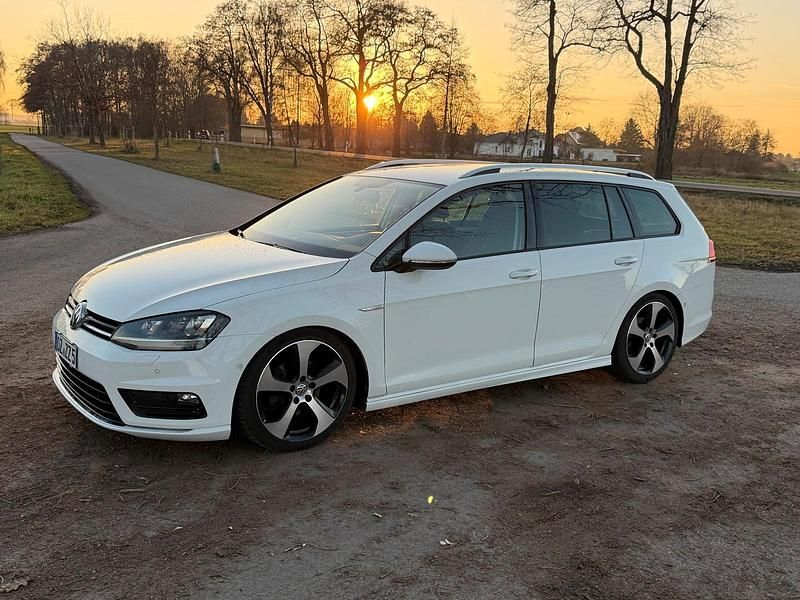 Gebraucht VW Golf VII R-line 150 PS (110 kW) 2014 Weiß Kombi