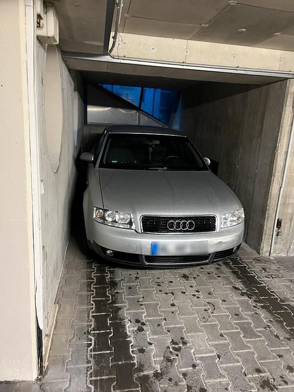 Gebraucht Audi A4 131 PS (96 kW) 2001 Silber Limousine