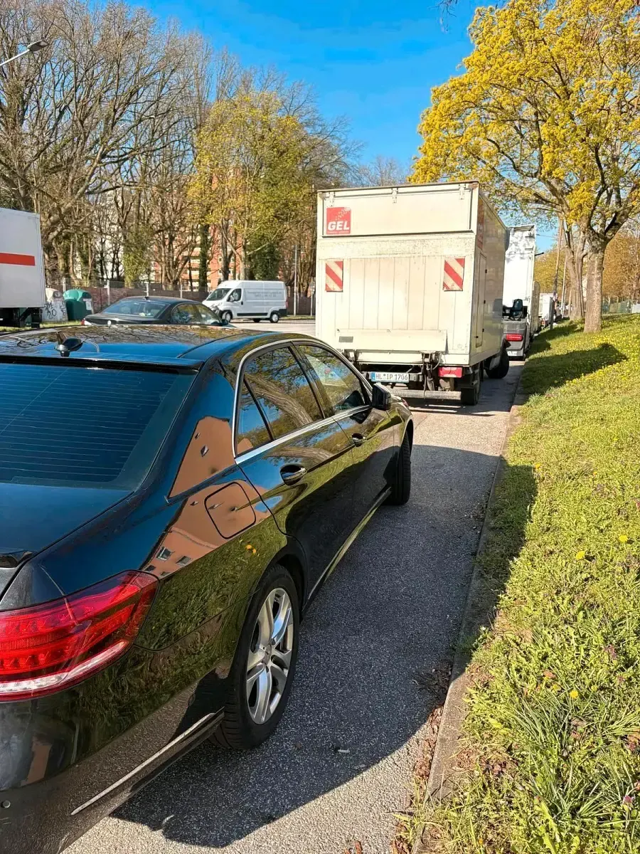 Gebraucht Mercedes E350 263 PS (193 kW) 2014 Schwarz Limousine