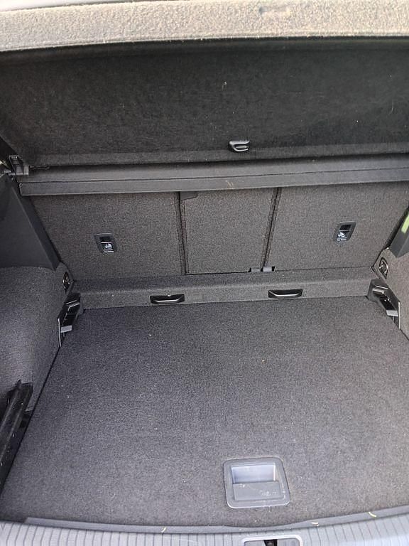 Gebraucht VW Tiguan United 150 PS (110 kW) 2020 Grau SUV