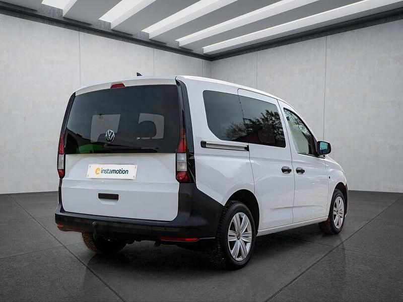 Gebraucht VW Caddy 102 PS (75 kW) 2022 Weiß Van / Kleinbus