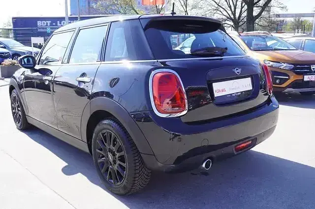 Occasion Mini ONE 102 PK (75 kW) 2020 Zwart Hatchback
