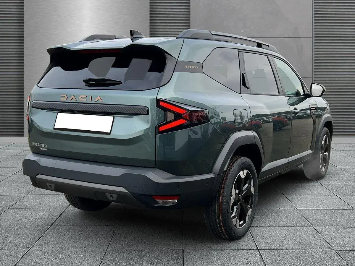 Neu Dacia Bigster Extreme 158 PS (116 kW) 2026 Zedergrün SUV