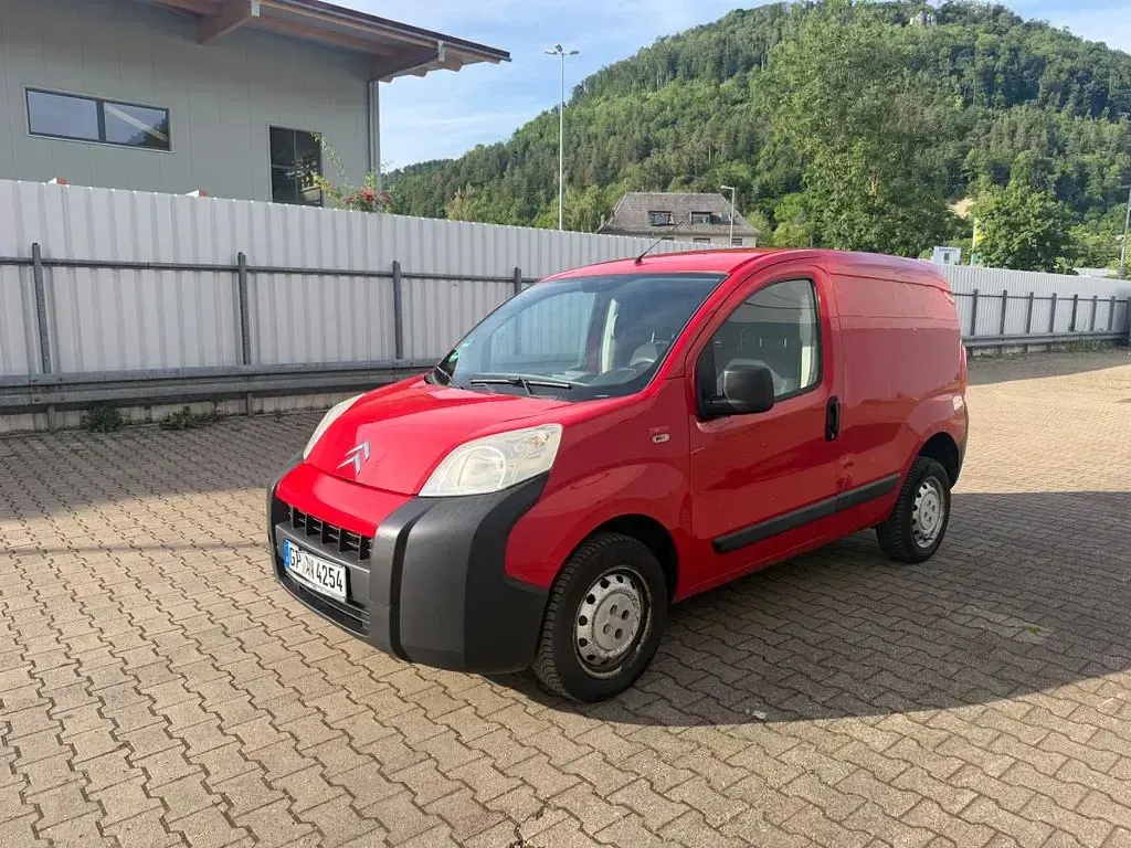 Gebraucht Citroën Nemo 68 PS (50 kW) 2010 Rot Van / Kleinbus