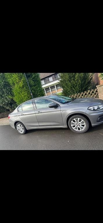 Gebraucht Fiat Tipo 95 PS (69 kW) 2016 Grau Limousine