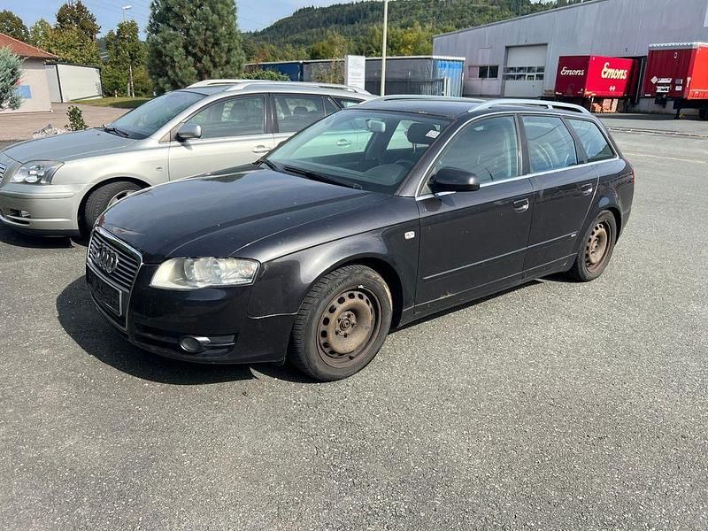 Grau Gebraucht 2007 Audi A4 S-Line Kombi | 1.950 € (Superpreis) - Bild 1/4