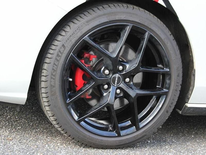 Gebraucht Ford Focus ST-Line X 151 PS (111 kW) 2021 Metropolisweiß metallic (metallic) Kombi