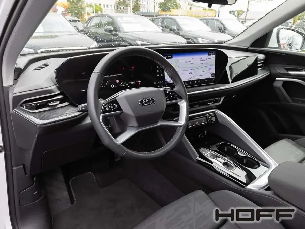 Gebraucht Audi Q5 Sportback Advanced 204 PS (150 kW) 2025 Gletscherweiß SUV