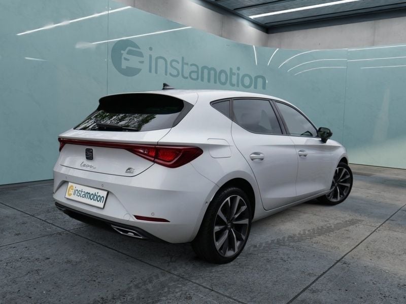 Gebraucht Seat Leon 204 PS (150 kW) 2021 Weiß Limousine