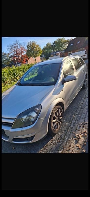 Usata Opel Astra 105 CV (77 kW) 2005 Argento Station wagon