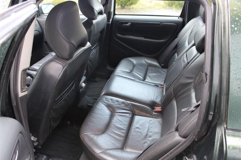 Gebraucht Volvo V70 170 PS (125 kW) 2000 Grün Kombi