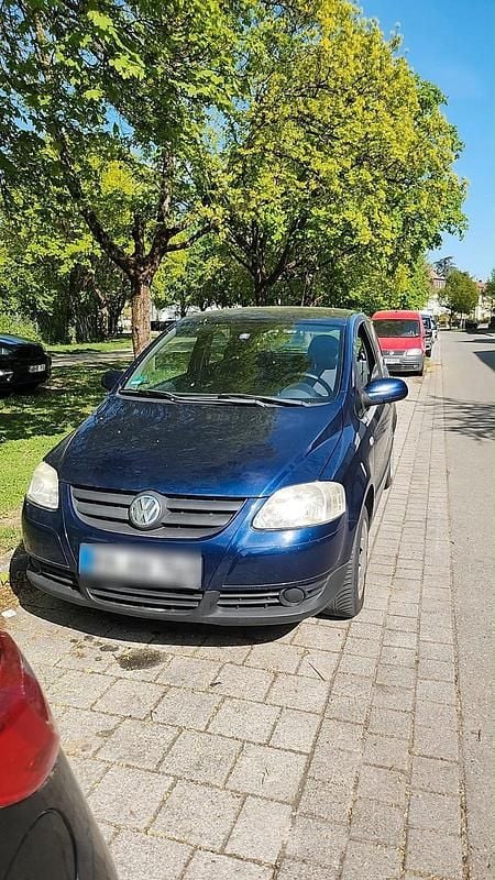 Usado VW Fox 75 HP (55 kW) 2009 Azul Citadino