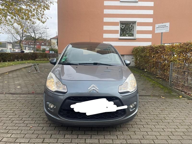 Grau Gebraucht 2010 Citroën C3 Kleinwagen | 3.400 € (Guter Preis) - Bild 1/4