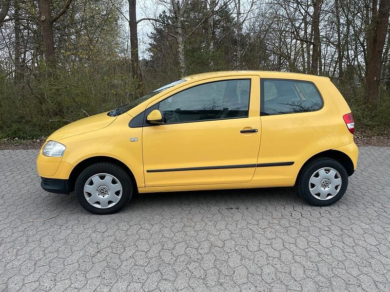 Usata VW Fox 54 CV (39 kW) 2006 Giallo Utilitaria