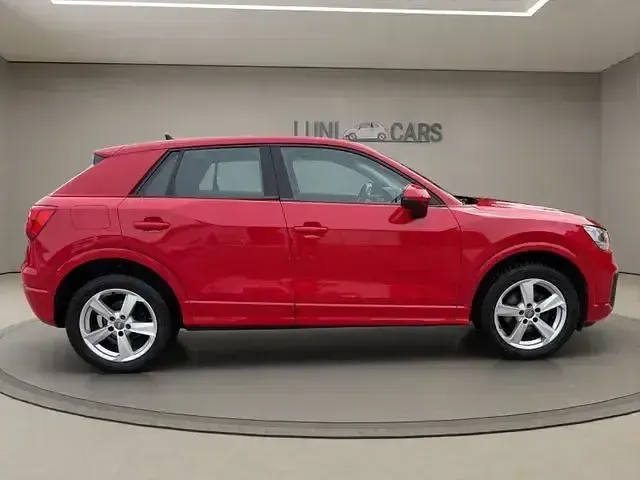 Gebraucht Audi Q2 Sport 150 PS (110 kW) 2019 Rot SUV
