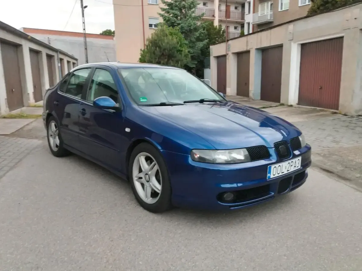 Gebraucht Seat Toledo Sport 170 PS (125 kW) 2003 Blau Limousine