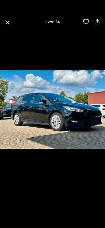 Gebraucht Ford Focus 120 PS (88 kW) 2018 Schwarz Kombi