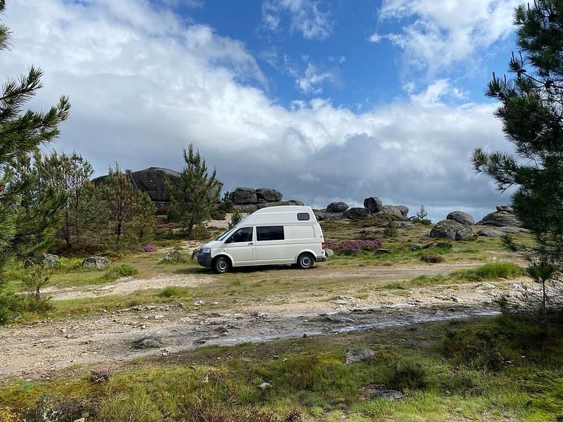 Weiß Gebraucht 2008 VW T5 Van | 15.000 € - Bild 1/4